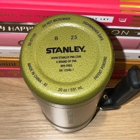 Starbucks x‎ Stanley Military Army Commitment Green Hammered Steel Tumbler 20 oz - Picture 6 of 8